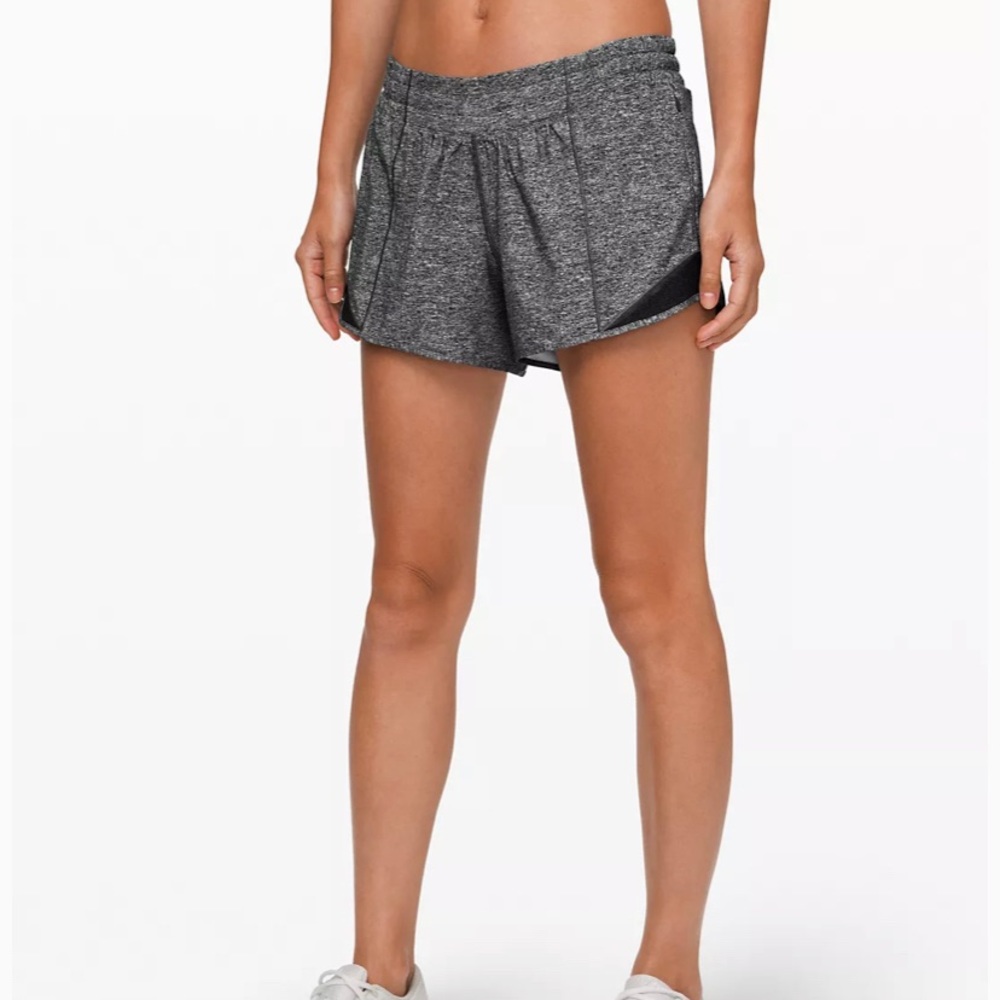 ⚡️NWOT lululemon hotty hot long 4⚡️